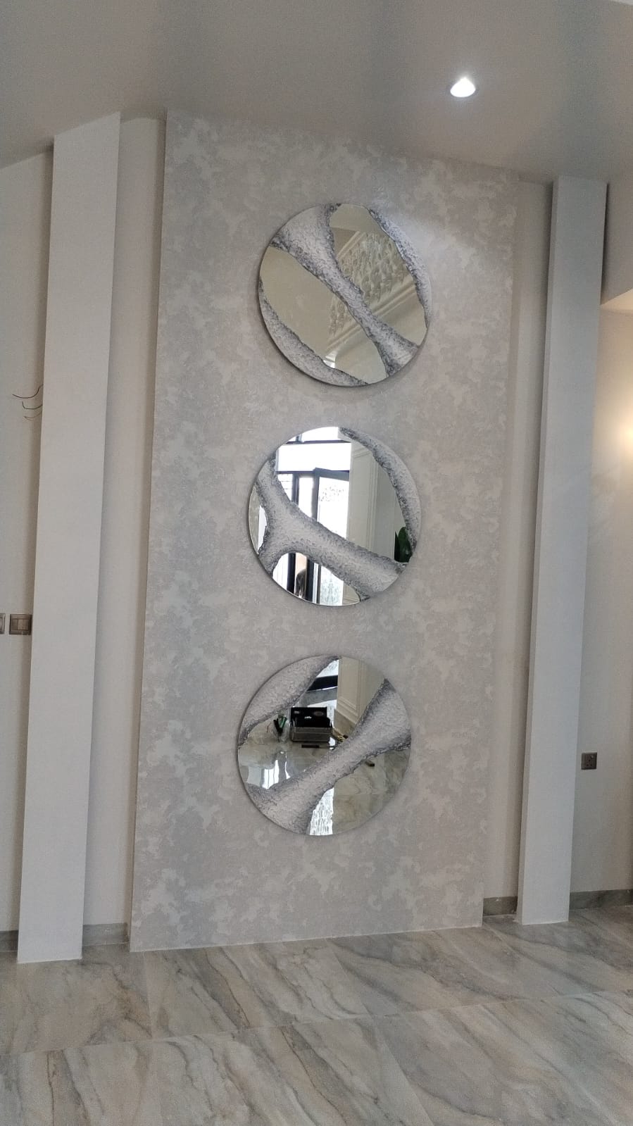Mirror Decor in Kuwait